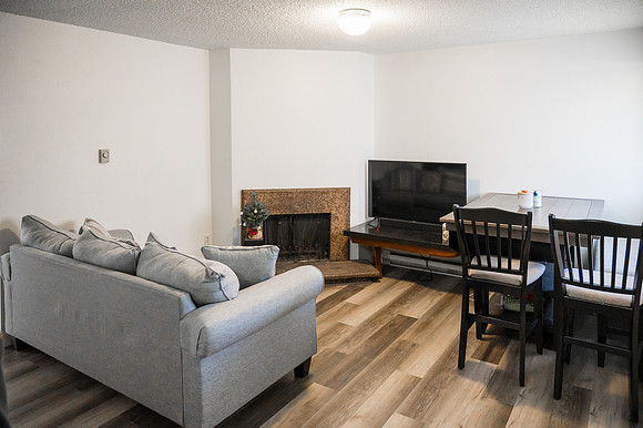 2 Bdrm Unit (Living Room)
